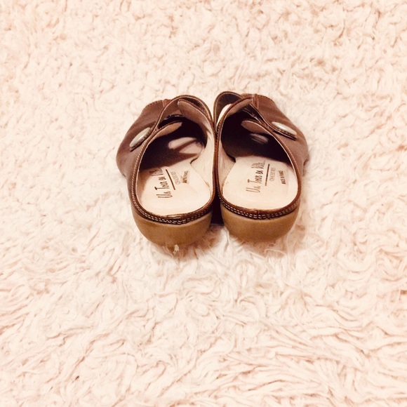 Un Tour en Ville Chaussures leather mule US7 EU37 - Picture 3 of 4